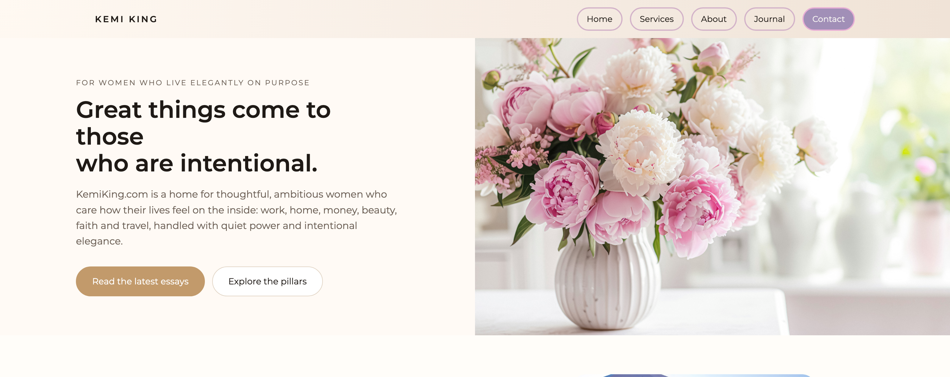 Kemi King editorial website designed by Arexa Studio
